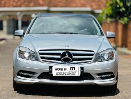 2011 MERCEDES BENZ W204 C200